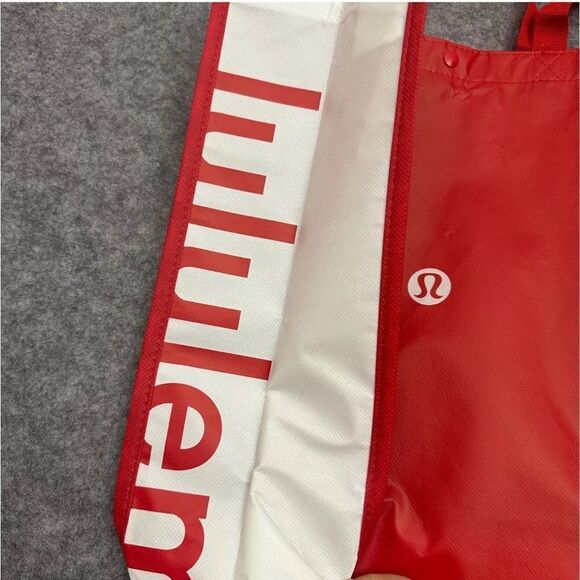 Lululemon Holiday Reusable Shopping Gift Bag Tote - Red and White - Picture 2 of 2